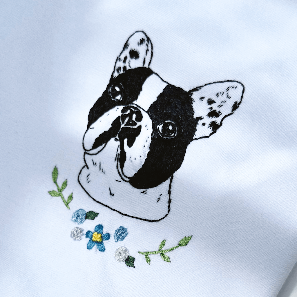 Playera Adulto: Mascotas - Delineado Blanco y Negro
