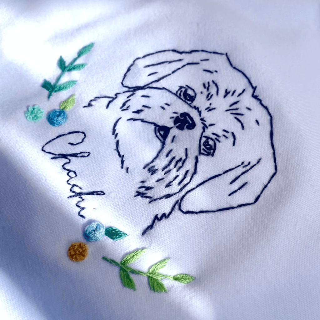 Playera Adulto: Mascotas - Delineado Blanco y Negro