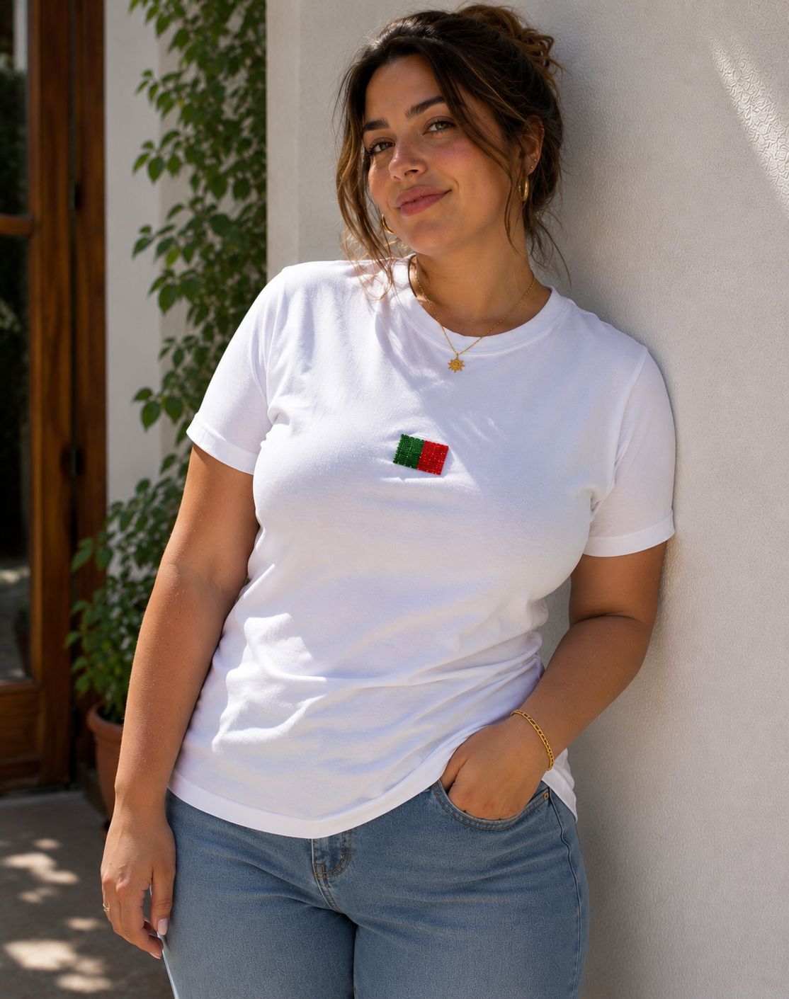 Playera Banderas con Pedrería